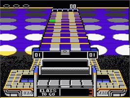 In game image of Klax on the Atari 7800.