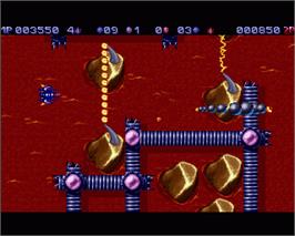 In game image of Tubular Worlds on the Commodore Amiga.