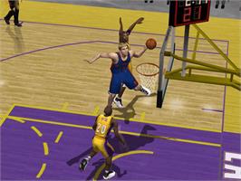 In game image of NBA Inside Drive 2004 on the Microsoft Xbox.