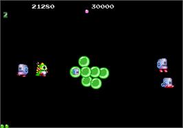 In game image of Bubble Symphony on the Arcade.