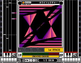 In game image of beatmania 7th MIX on the Arcade.